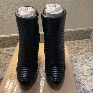 Crampon 140 Nappa shiny patent bootie